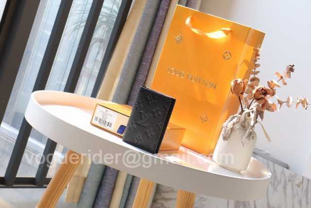 M69044 Passport Holder M69044 Passport Holder