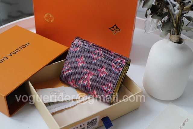 M62933 Zoe M62933 Zoe