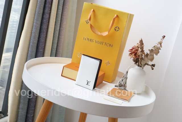 M80767 Passport Holder M80767 Passport Holder