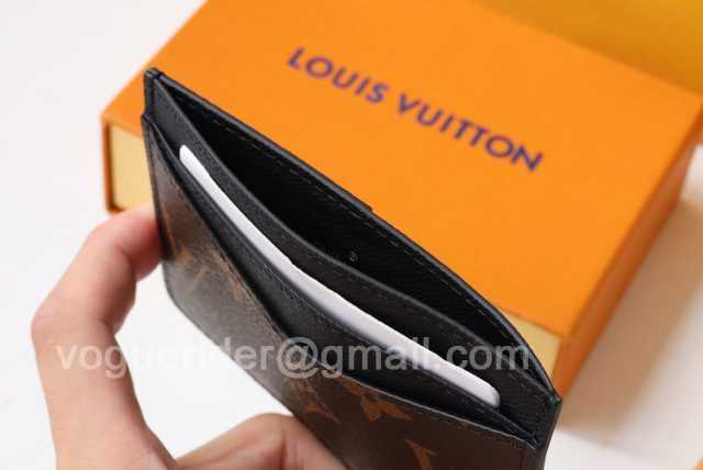 M60166 Neo Card Holder M60166 Neo Card Holder
