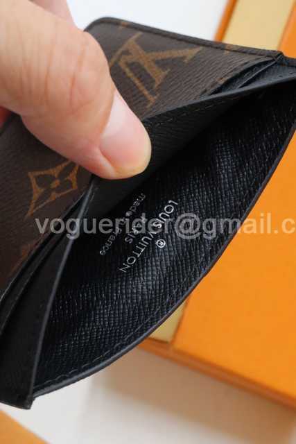 M60166 Neo Card Holder M60166 Neo Card Holder