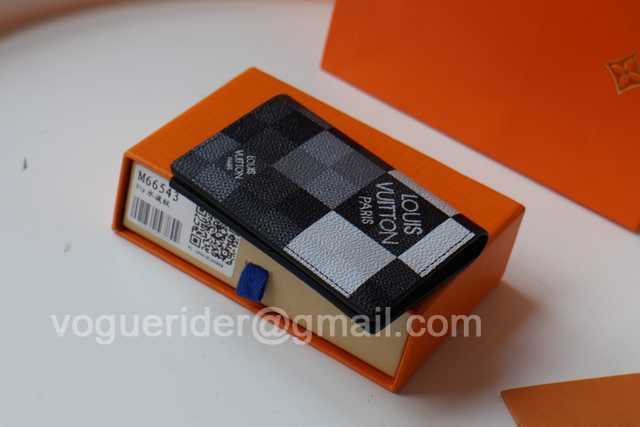 N63144 Passport Holder N63144 Passport Holder