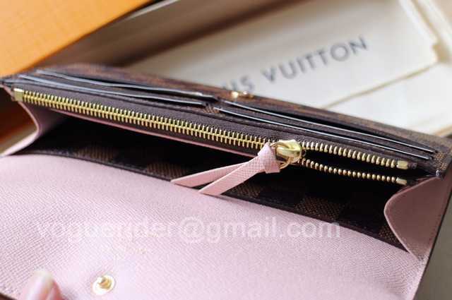 M61289 Emilie M61289 Emilie