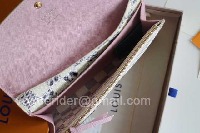 M61289 Emilie M61289 Emilie