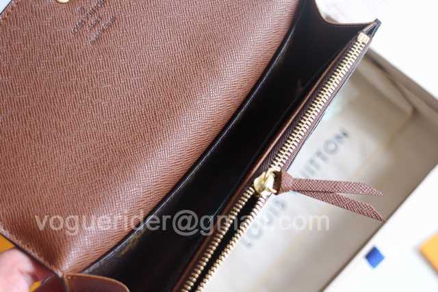 M61289 Emilie M61289 Emilie