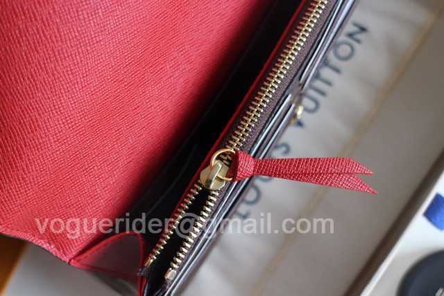 M61289 Emilie M61289 Emilie
