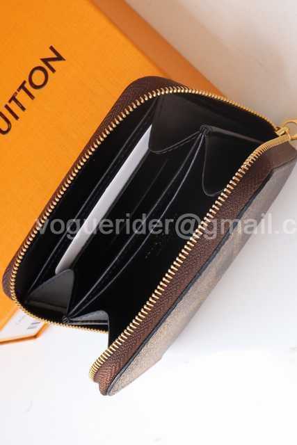 M67690 Zippy Coin Purse M67690 Zippy Coin Purse
