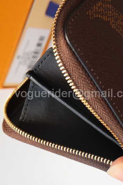 M67690 Zippy Coin Purse M67690 Zippy Coin Purse