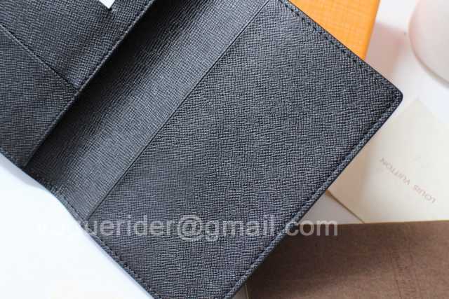 M60181 Passport Holder M60181 Passport Holder