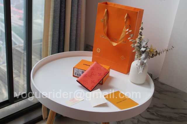 M30436 Passport Holder M30436 Passport Holder