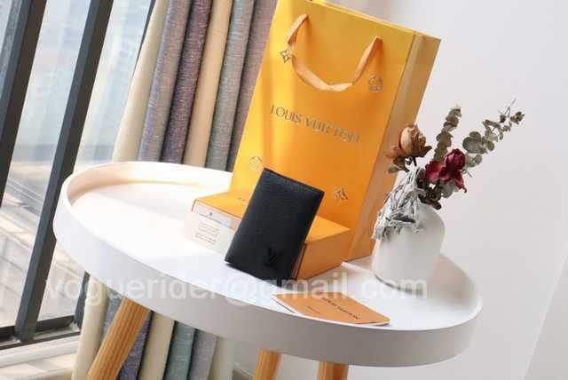 M69979 Passport Holder M69979 Passport Holder