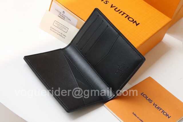 M69979 Passport Holder M69979 Passport Holder