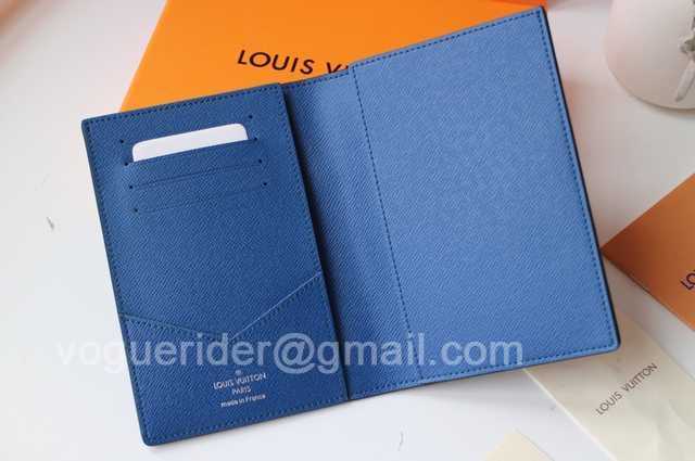 M60181 Passport Holder M60181 Passport Holder