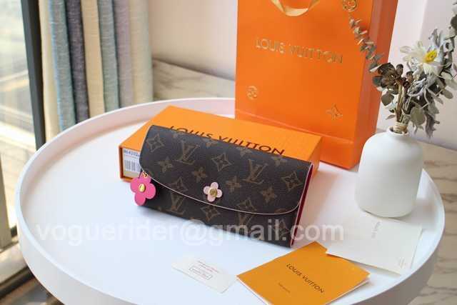 M64202 Emilie M64202 Emilie