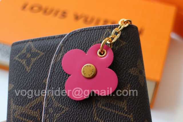 M64202 Emilie M64202 Emilie