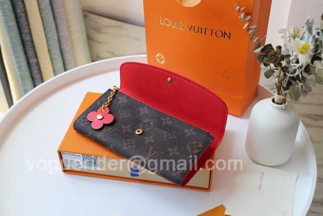 M64202 Emilie M64202 Emilie