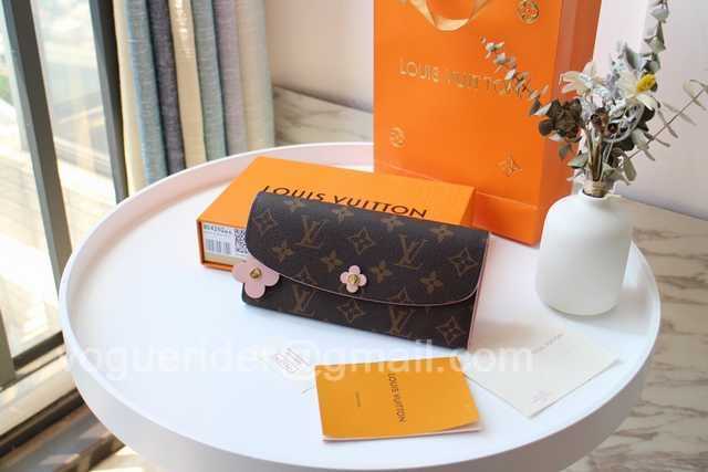 M64202 Emilie M64202 Emilie