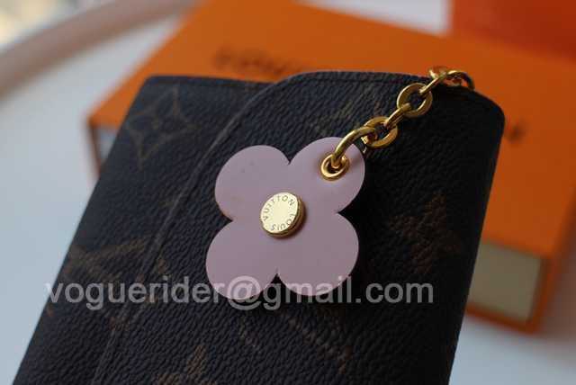 M64202 Emilie M64202 Emilie