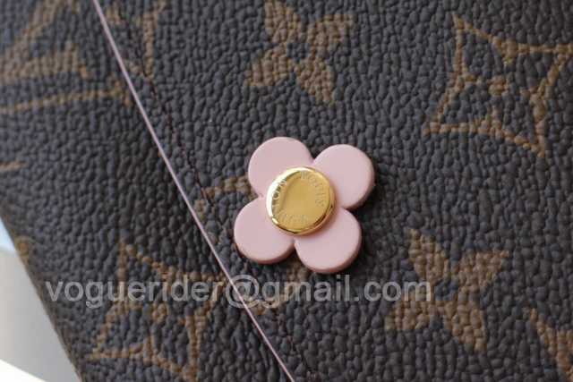 M64202 Emilie M64202 Emilie