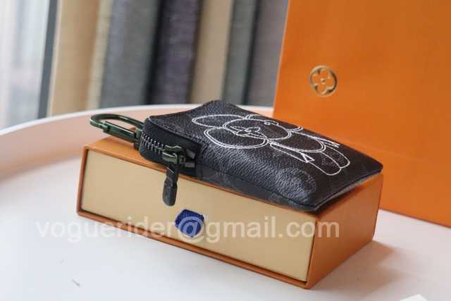 M62895 Anneau-Cle Zipped Coin Purse M62895 Anneau-Cle Zipped Coin Purse