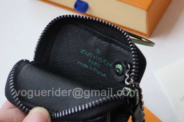 M62895 Anneau-Cle Zipped Coin Purse M62895 Anneau-Cle Zipped Coin Purse