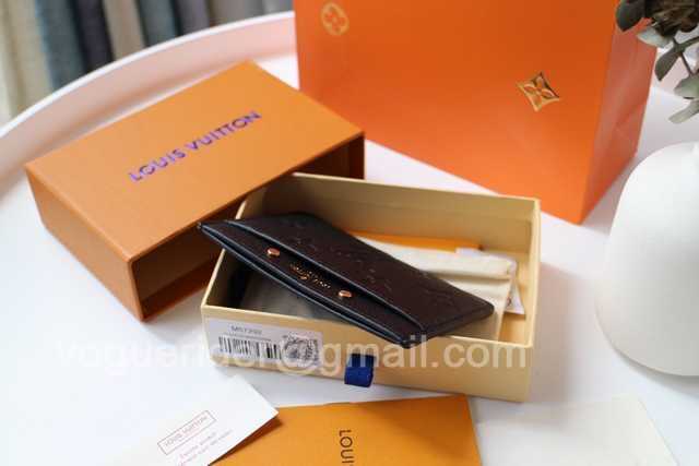 M69171 Card Holder M69171 Card Holder