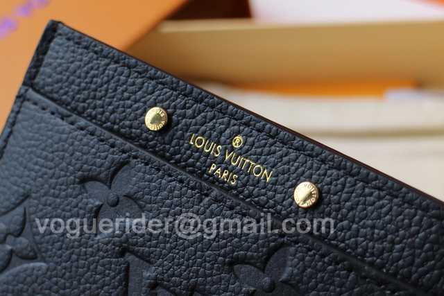 M69171 Card Holder M69171 Card Holder