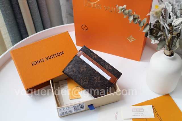 M62170 Porte Cartes Double M62170 Porte Cartes Double