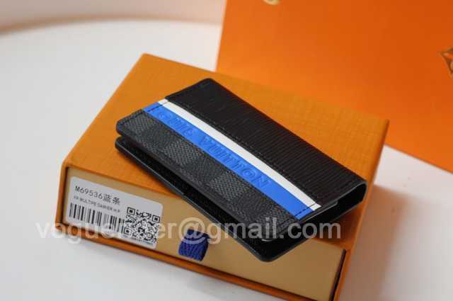 M69536 Passport Holder M69536 Passport Holder
