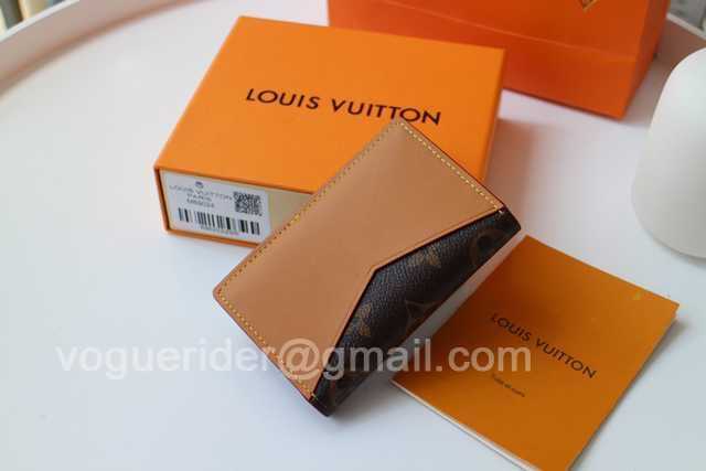 M68902 Passport Holder M68902 Passport Holder