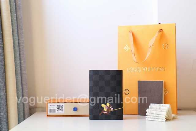 M64411 Passport Holder M64411 Passport Holder