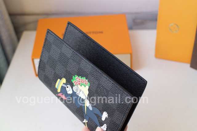 M64411 Passport Holder M64411 Passport Holder