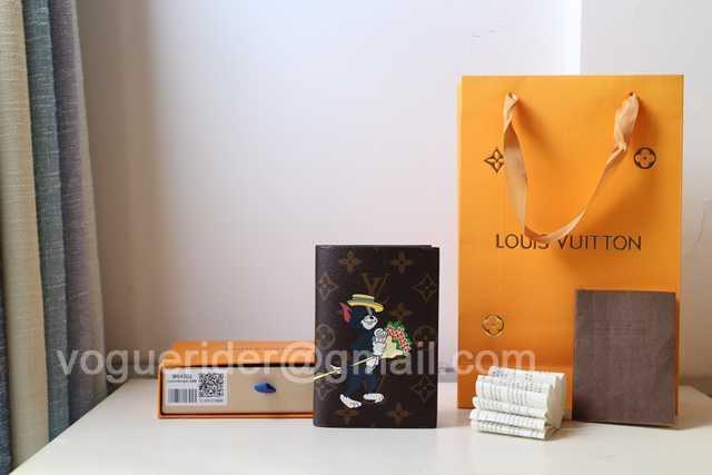 M64411 Passport Holder M64411 Passport Holder
