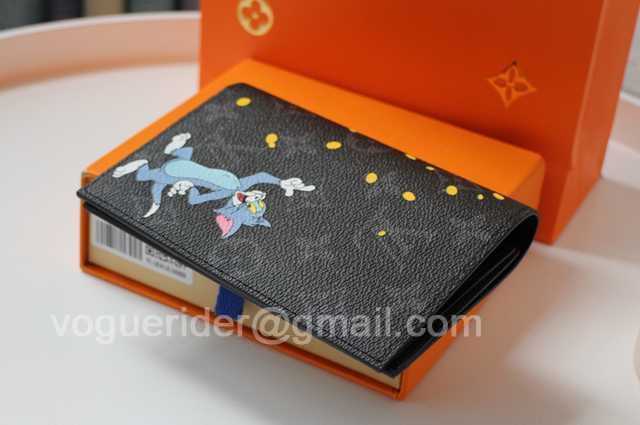 M64411 Passport Holder M64411 Passport Holder