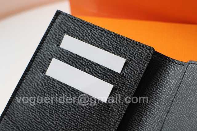 M64411 Passport Holder M64411 Passport Holder