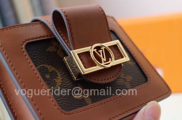 M68751 Dauphine Multicates M68751 Dauphine Multicates