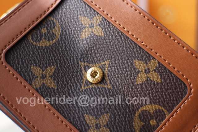 M68751 Dauphine Multicates M68751 Dauphine Multicates