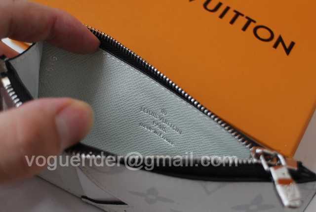 M64038 Coin Purse M64038 Coin Purse