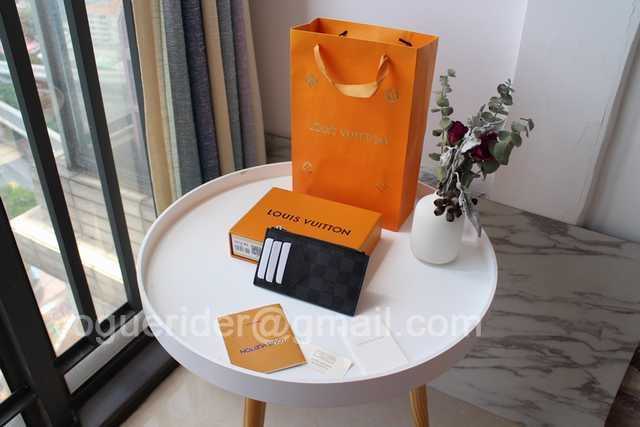 M64038 Coin Purse M64038 Coin Purse