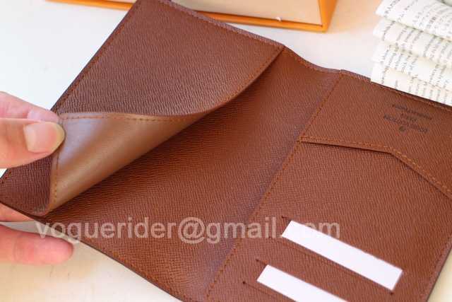 M64411 Passport Holder M64411 Passport Holder