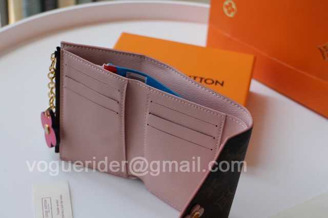 M64203 Emilie M64203 Emilie