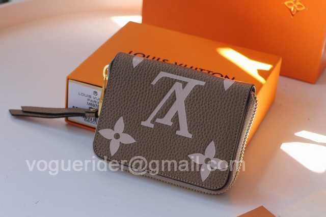 M69797 Zippy Coin Purse M69797 Zippy Coin Purse