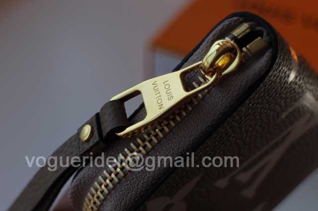 M69797 Zippy Coin Purse M69797 Zippy Coin Purse