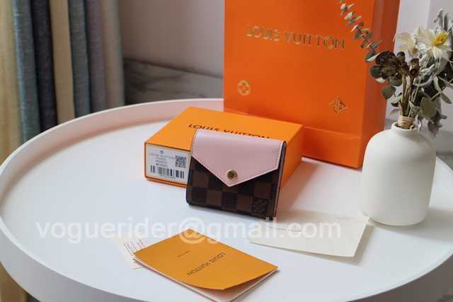M62933 Zoe M62933 Zoe