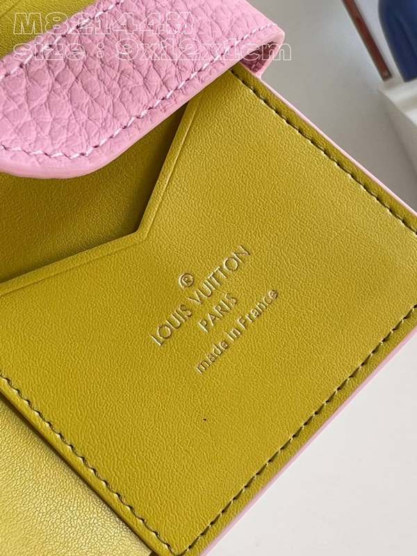 M82144 Wallet 12 M82144 Wallet 12