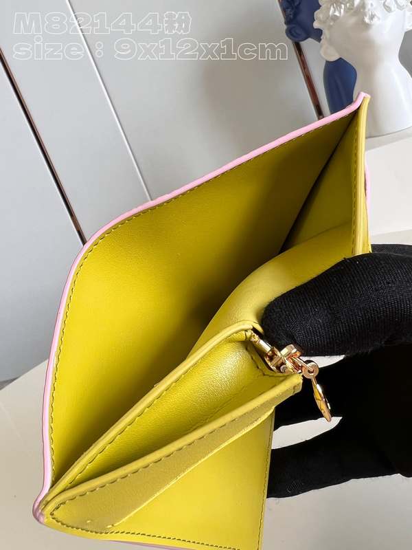 M82144 Wallet 12 M82144 Wallet 12