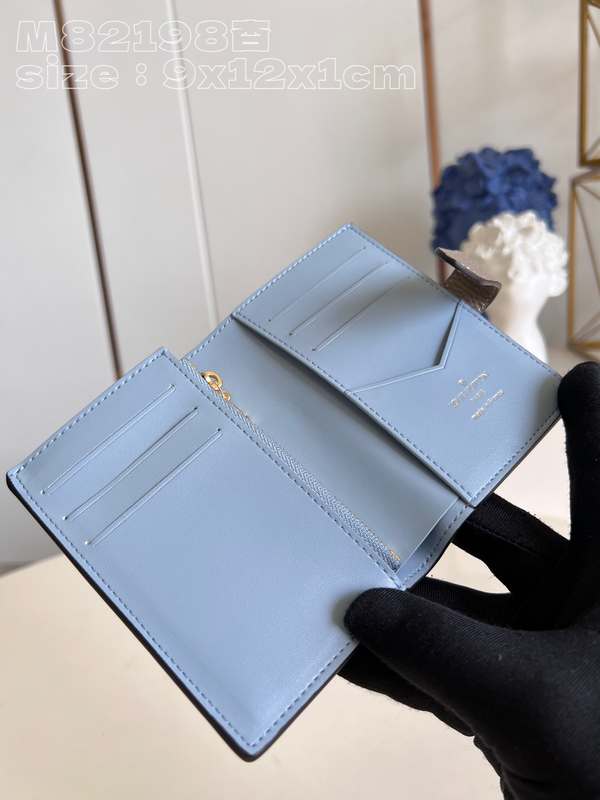 M82198 Wallet 12 M82198 Wallet 12