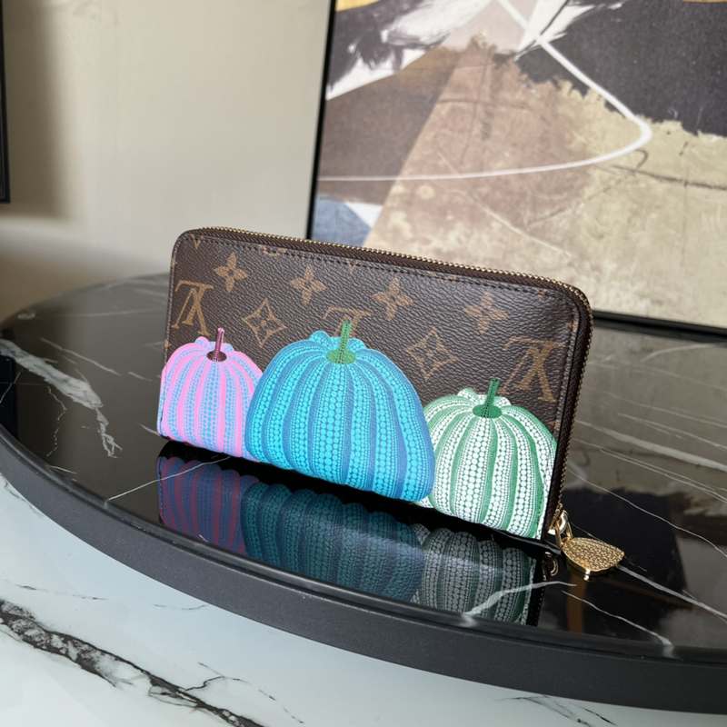 M82106 Wallet 19 M82106 Wallet 19