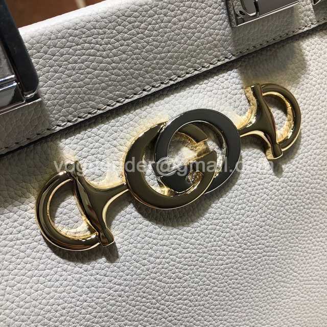569712 27 Caviar 569712 27 Caviar