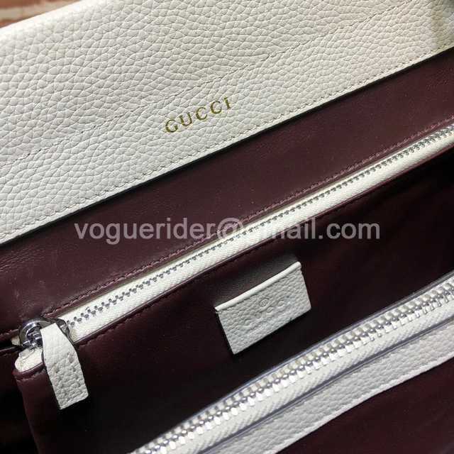 569712 27 Caviar 569712 27 Caviar